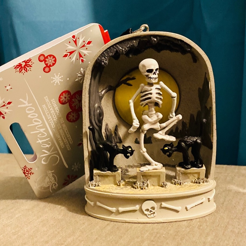 NWT Disney Skeleton Dance Silly Symphony Christmas Ornament Sketchbook NWT